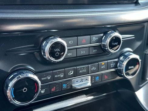 New 2025 Ford F150 Lariat w/ FX4 Off-Road Package image 33