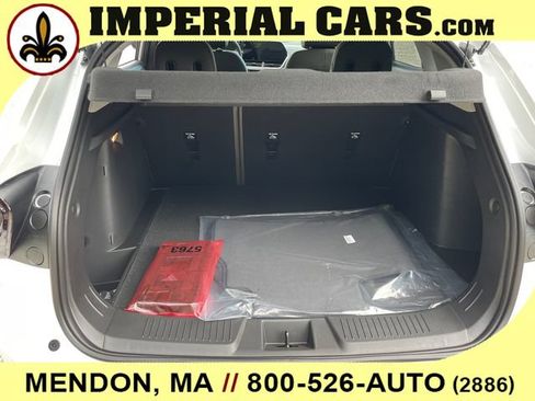 New 2026 Chevrolet Trax ACTIV w/ Sunroof Package FWD image 13