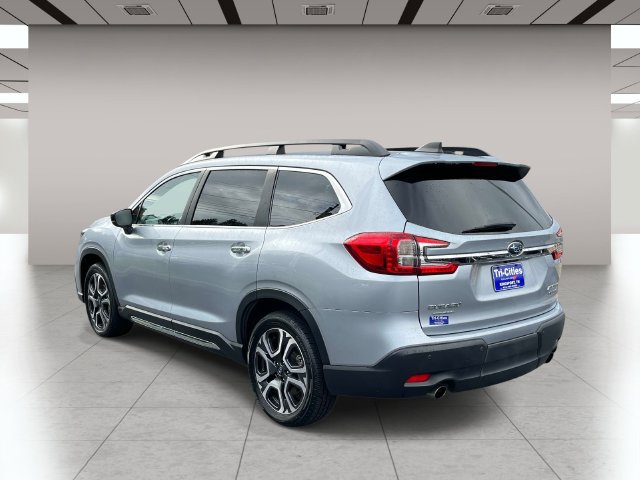 Used 2024 Subaru Ascent Touring AWD/4WD image 6