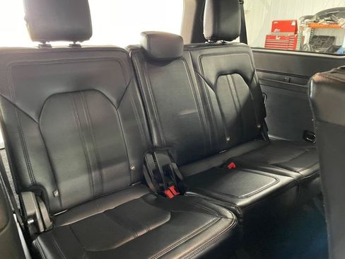Used 2019 Ford Expedition Max Limited AWD/4WD image 22