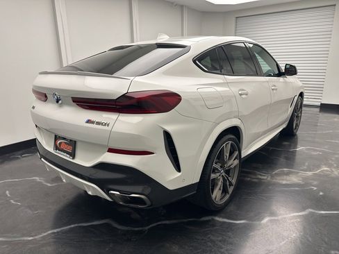 Used 2022 BMW X6 M50i w/ Executive Package image 3