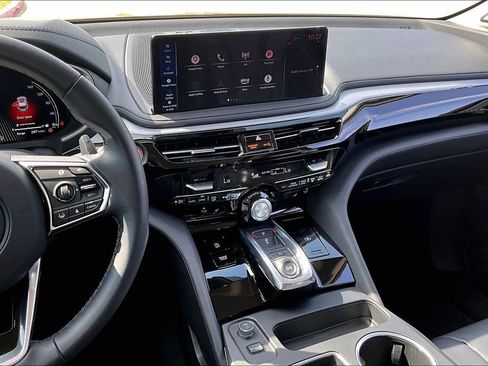 Used 2026 Acura MDX FWD w/ Technology Package image 8