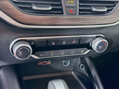 Certified 2024 Nissan Altima 2.5 SV image 22