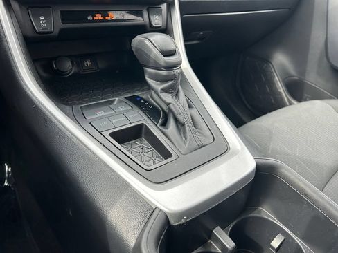 Certified 2024 Toyota RAV4 XLE FWD image 21