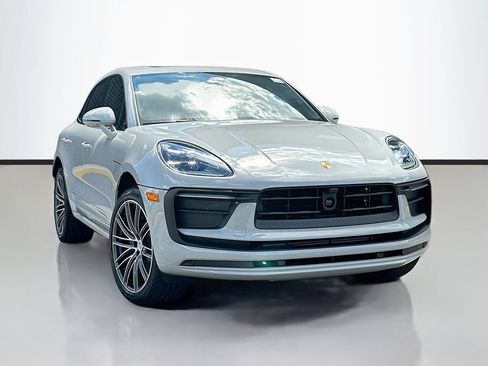 New 2026 Porsche Macan AWD/4WD image 7
