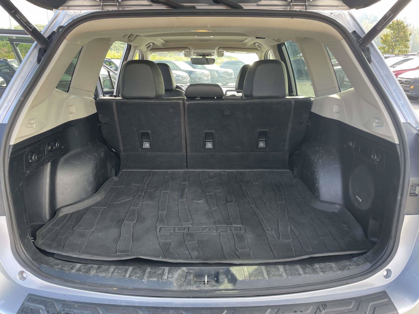 Used 2020 Subaru Forester Limited w/ Popular Package #3 AWD/4WD image 32