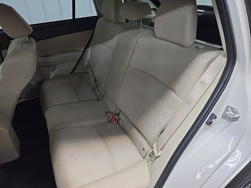 Used 2014 Subaru Crosstrek 2.0i Premium image 30