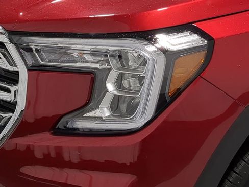 Used 2023 GMC Terrain SLT w/ LPO, Floor Liner Package AWD/4WD image 14