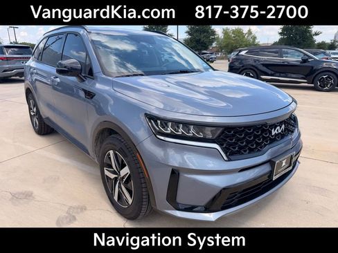 Certified 2023 Kia Sorento S FWD image 5