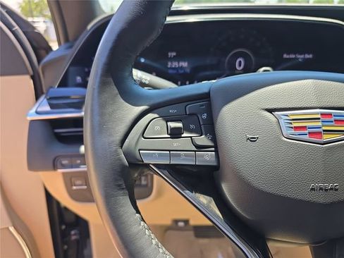 Used 2023 Cadillac Escalade Premium Luxury w/ Performance Package AWD/4WD image 34