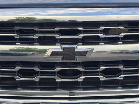 Certified 2018 Chevrolet Silverado 1500 LTZ w/ Sport Package AWD/4WD image 31