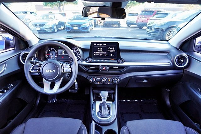 Used 2023 Kia Forte LXS w/ LXS Technology Package FWD image 26