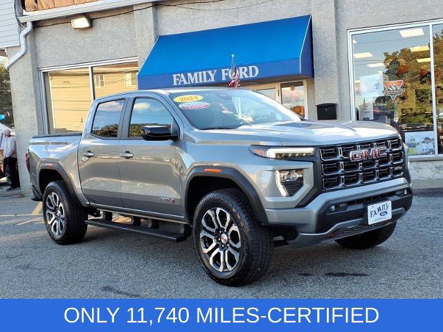 Used 2024 GMC Canyon AT4 AWD/4WD image 1