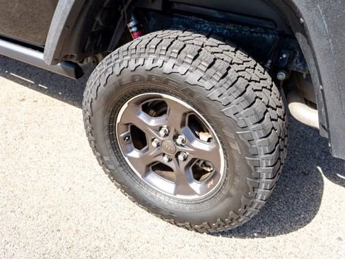 Used 2020 Jeep Gladiator Rubicon AWD/4WD image 12