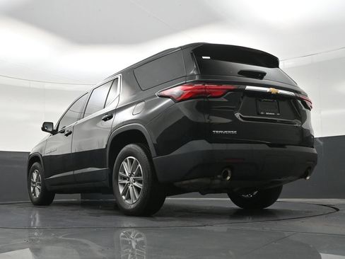 Used 2023 Chevrolet Traverse LT FWD image 26