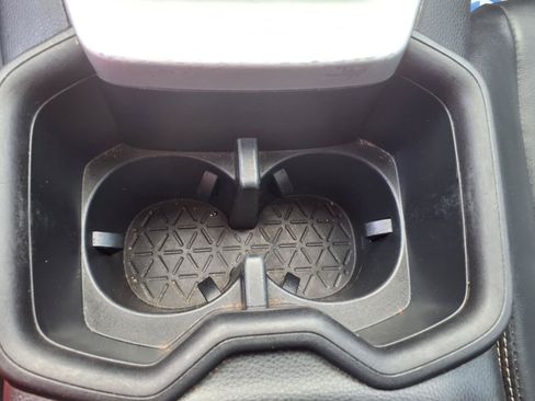 Used 2023 Toyota RAV4 XLE Premium FWD image 19