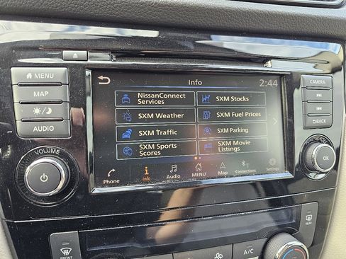 Used 2019 Nissan Rogue Sport SL w/ Premium Package image 54