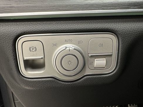 Certified 2024 Mercedes-Benz GLS 450 4MATIC image 39