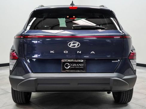 Used 2024 Hyundai Kona SEL AWD/4WD image 9