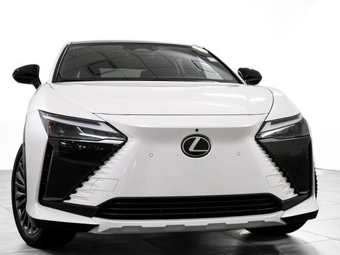 Used 2024 Lexus RZ 450e Premium w/ Accessory Package (2T) AWD/4WD image 3