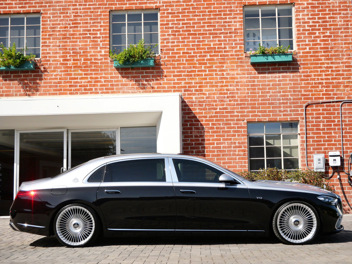 Used 2024 Mercedes-Benz Maybach S 680 4MATIC image 4