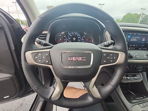 Certified 2023 GMC Acadia Denali w/ Black Diamond Edition image 27