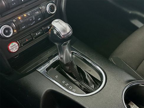 Used 2017 Ford Mustang Coupe image 16