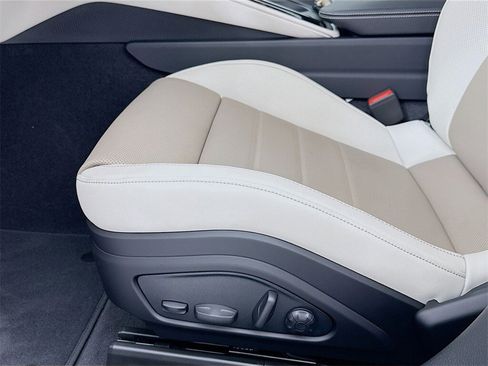 New 2026 Porsche Panamera image 13