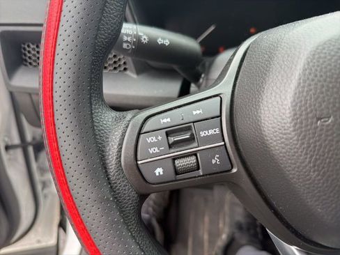 Used 2025 Honda CR-V EX image 11