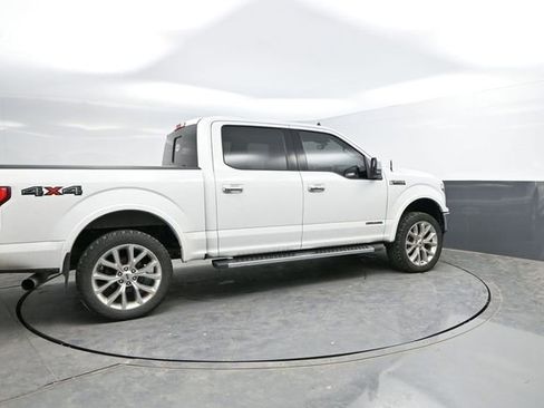 Used 2019 Ford F150 Lariat w/ Equipment Group 502A Luxury AWD/4WD image 2