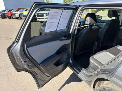 Used 2022 Volkswagen Taos SE AWD/4WD image 26