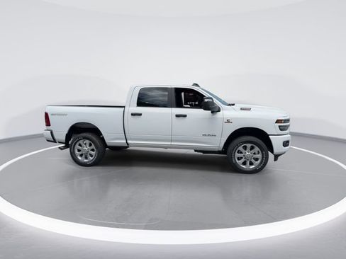 New 2026 RAM 2500 Big Horn AWD/4WD image 9