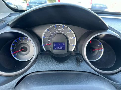Used 2010 Honda Fit image 12