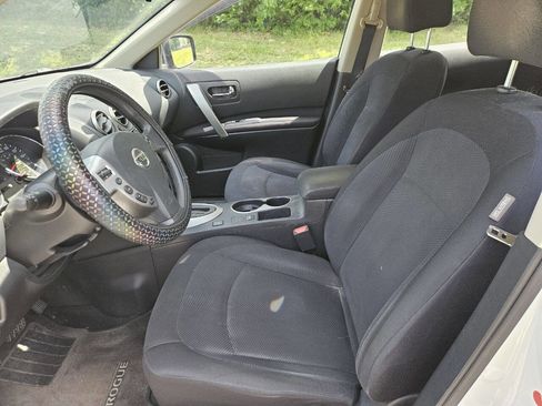 Used 2015 Nissan Rogue S w/ Convenience Package FWD image 11