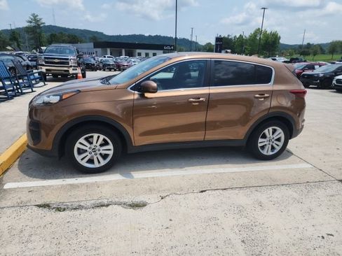 Used 2019 Kia Sportage LX FWD image 7