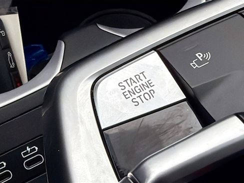 Used 2025 BMW X1 xDrive28i image 33