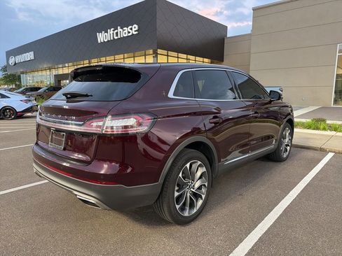 Used 2023 Lincoln Nautilus Reserve AWD/4WD image 5