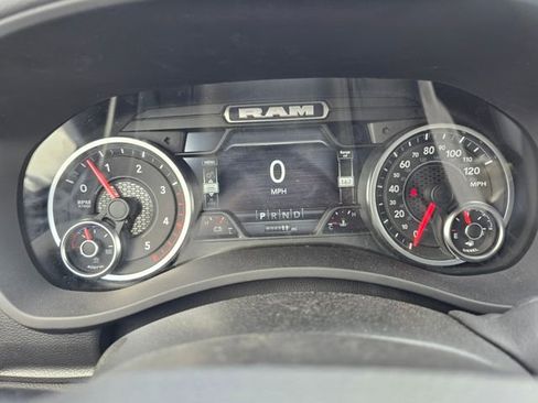 Used 2025 RAM 2500 Big Horn AWD/4WD image 8