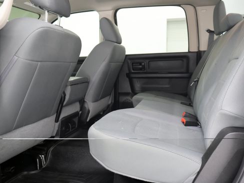 Used 2018 RAM 2500 Tradesman w/ Chrome Appearance Group AWD/4WD image 9