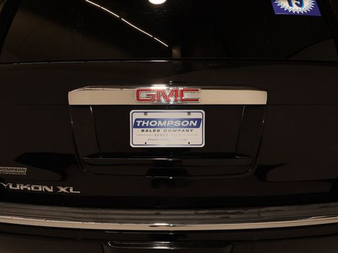 Used 2019 GMC Yukon XL Denali w/ Denali Ultimate Package image 23