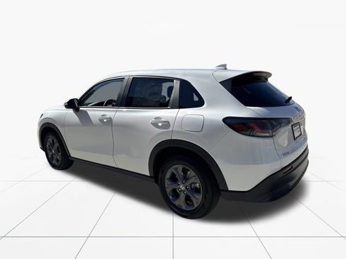 New 2026 Honda HR-V LX image 6