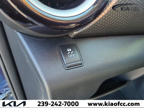 Used 2019 Nissan Kicks SV FWD image 22