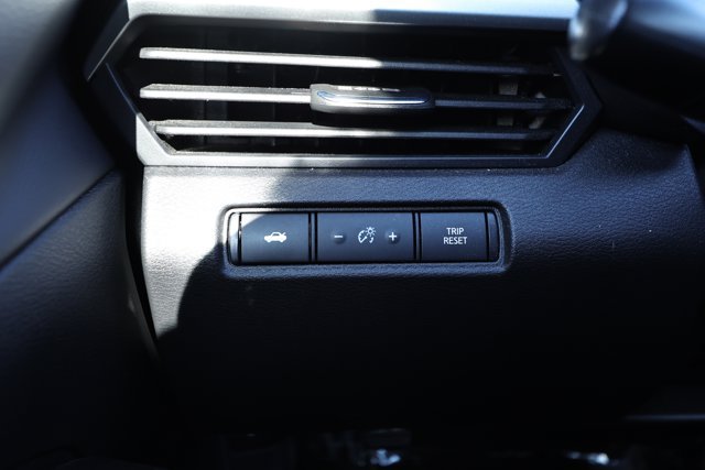 Used 2024 Nissan Altima 2.5 S FWD image 15