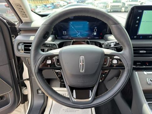 Used 2025 Lincoln Aviator Reserve w/ Jet Appearance Package AWD/4WD image 41