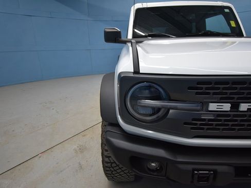 Used 2023 Ford Bronco Badlands w/ Sasquatch Package image 38