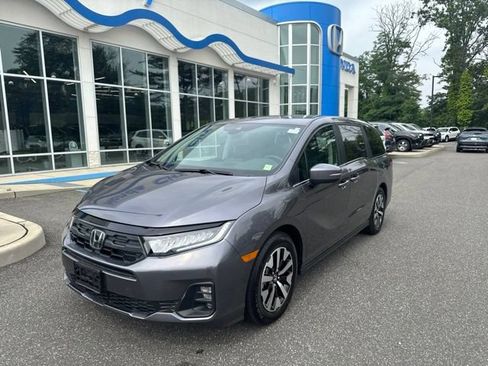 Used 2026 Honda Odyssey EX-L image 4