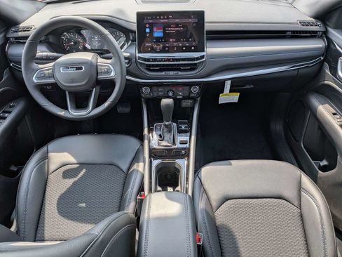 New 2026 Jeep Compass Latitude AWD/4WD image 15