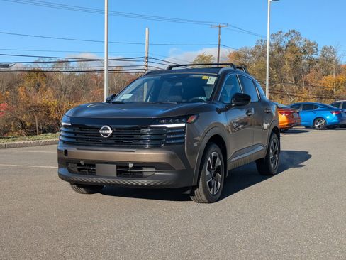 New 2026 Nissan Kicks SV w/ Cold Weather Package image 3