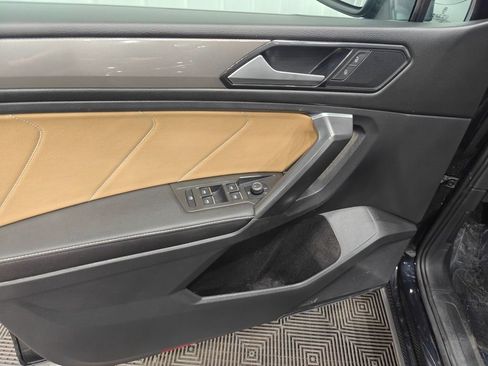 Used 2023 Volkswagen Tiguan SE image 45