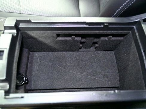 Used 2018 Subaru Outback 2.5i Limited image 27